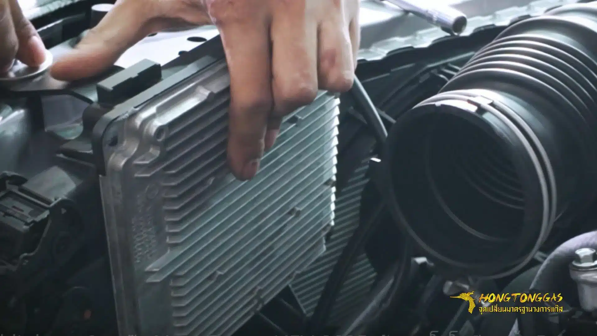CAMRY HEV 2025 ติดแก๊ส Prinsvsi3di - กล่องอีซียู Prins AFC 3.0 DI หงษ์ทองแก๊ส