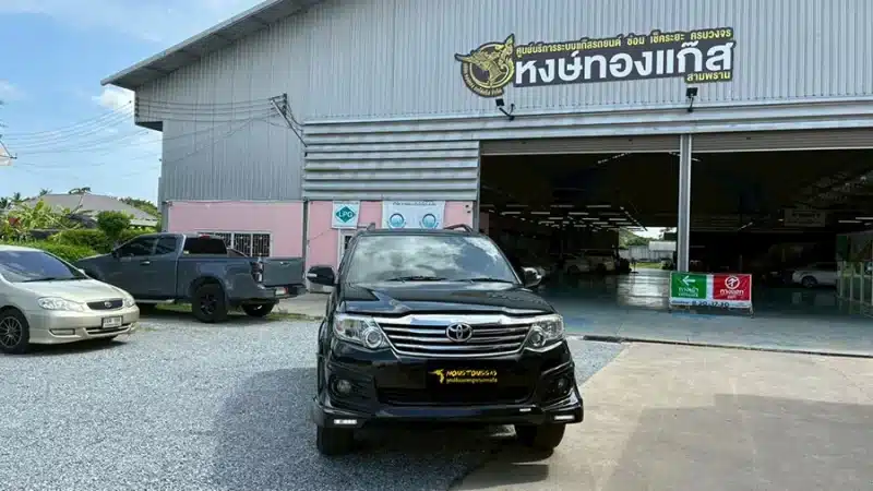 Toyota Fortuner Prins EcoMax หม้อต้ม Tomasetto Nordic รางหัวฉีด Hana กรองแก๊สกลางสาย Certool F-750 กล่อง Prins AFC Compact 4D ถังโดนัทหุ้มยาง 65.5L